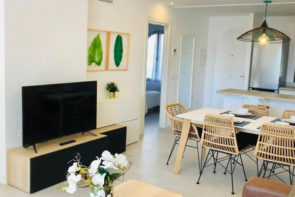 Luxury Modern Apartment By The Beach Malaga